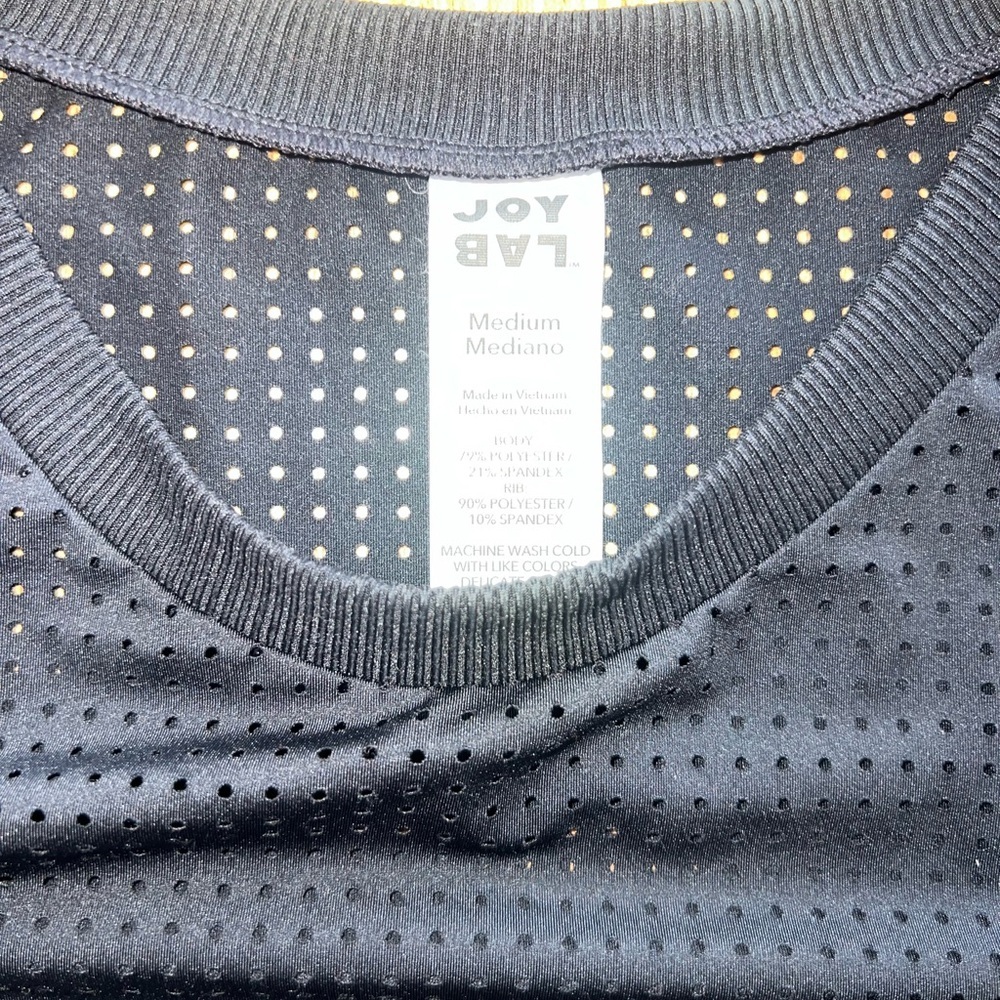 Workout Top - Picture 2 of 4
